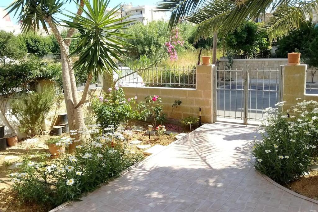 חאניה Cozy New Apartments Nea Chora מראה חיצוני תמונה